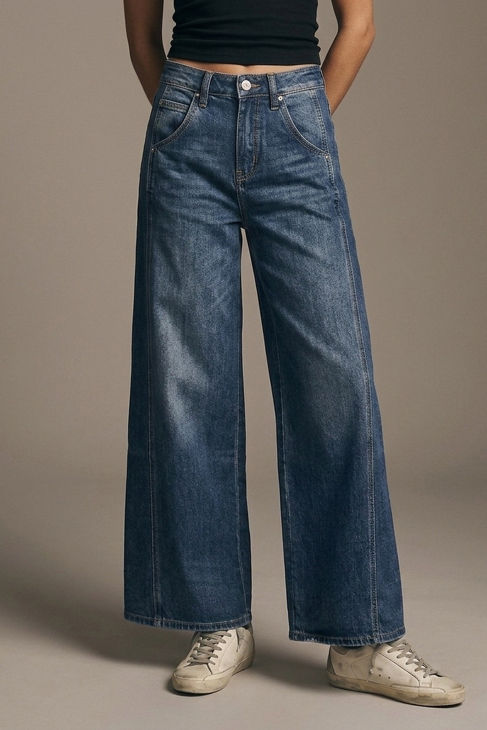 Jeans à jambe extra-large en délavage moyen avec poches latérales