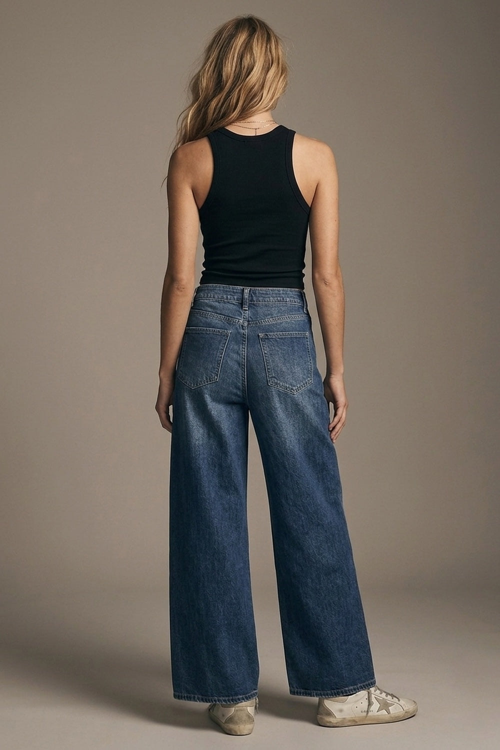 Jeans à jambe extra-large en délavage moyen avec poches latérales