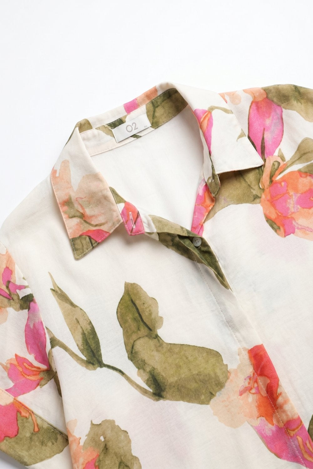 Chemise tissée légère à manches courtes avec imprimé floral crème