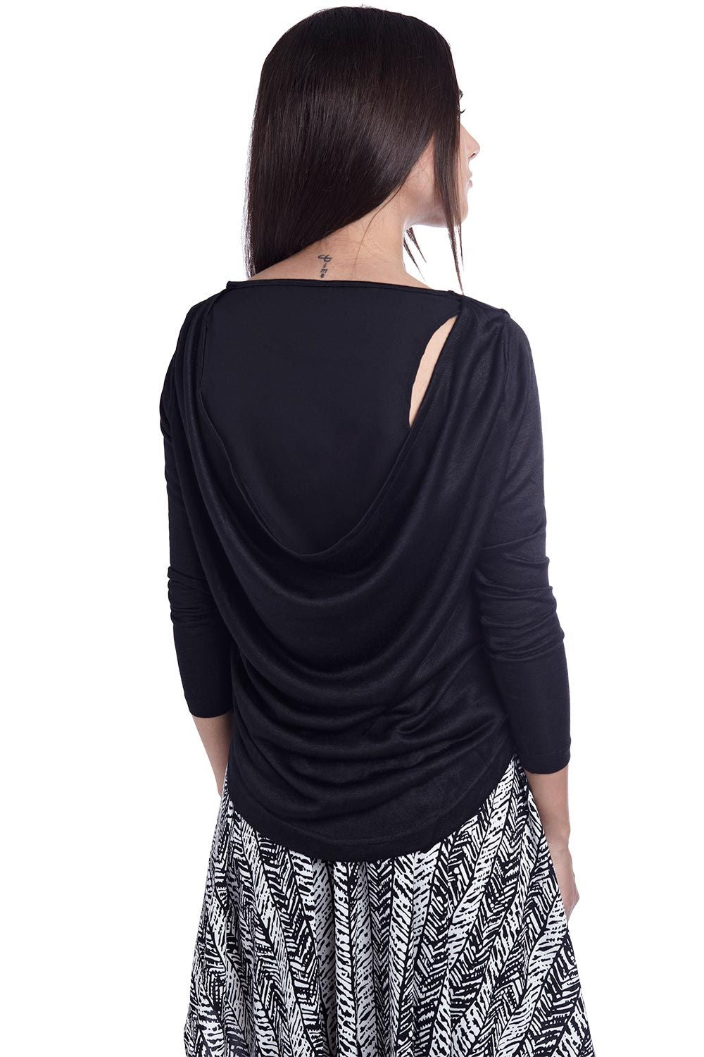 Pull noir avec dos en mousseline