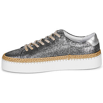 Baskets basses femmes Pataugas  SELLA/T  Noir