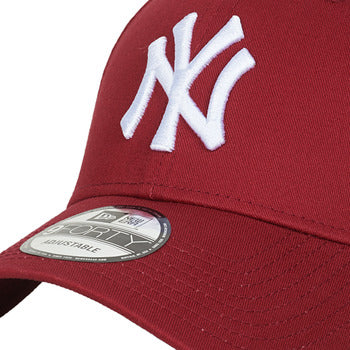 Casquette femmes New-Era  LEAGUE ESSENTIAL 9FORTY NEW YORK YANKEES  Rouge