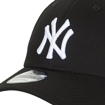 Casquette femmes New-Era  LEAGUE BASIC 9FORTY NEW YORK YANKEES  Noir