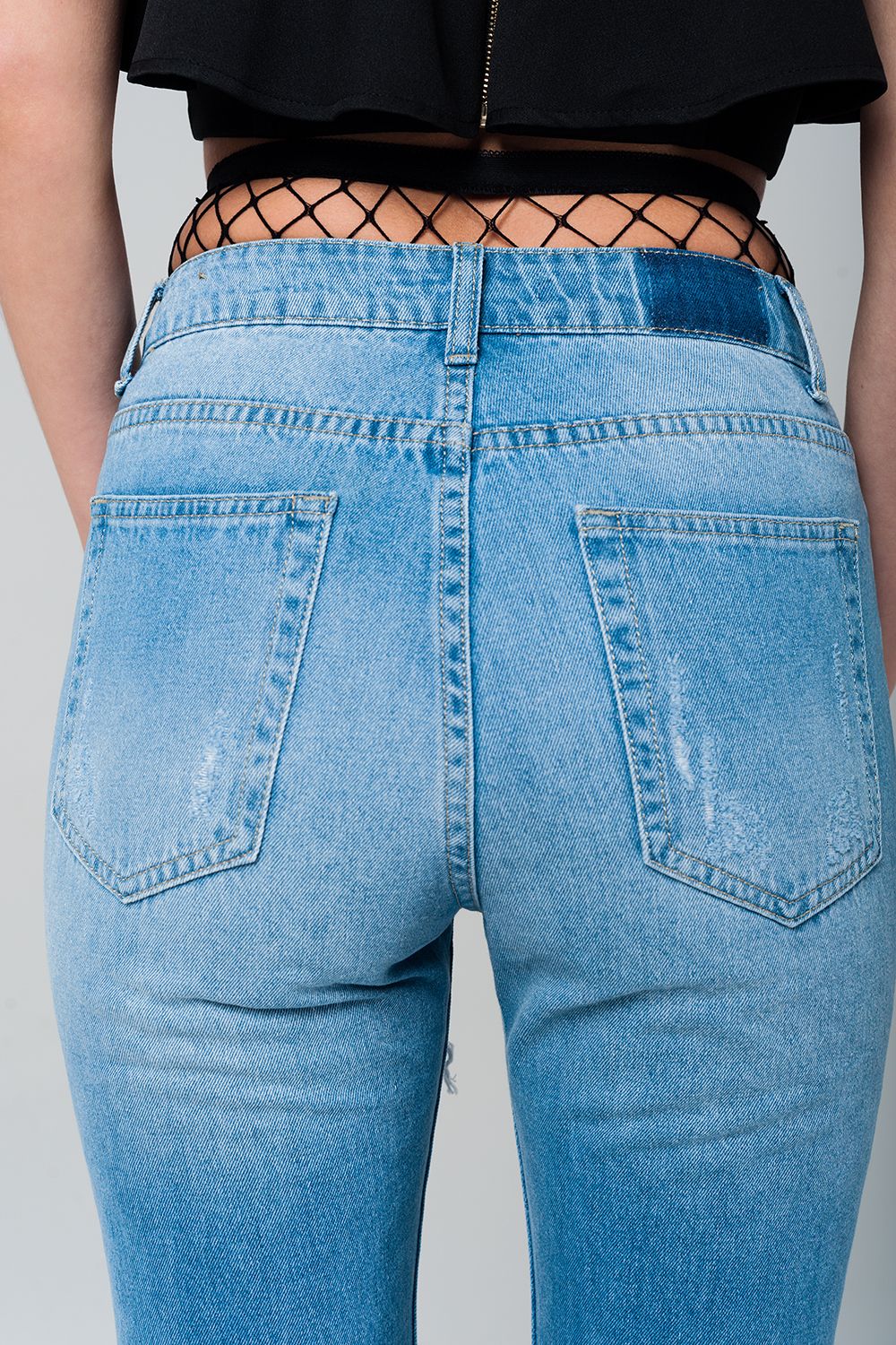 Jean mom avec détail résille