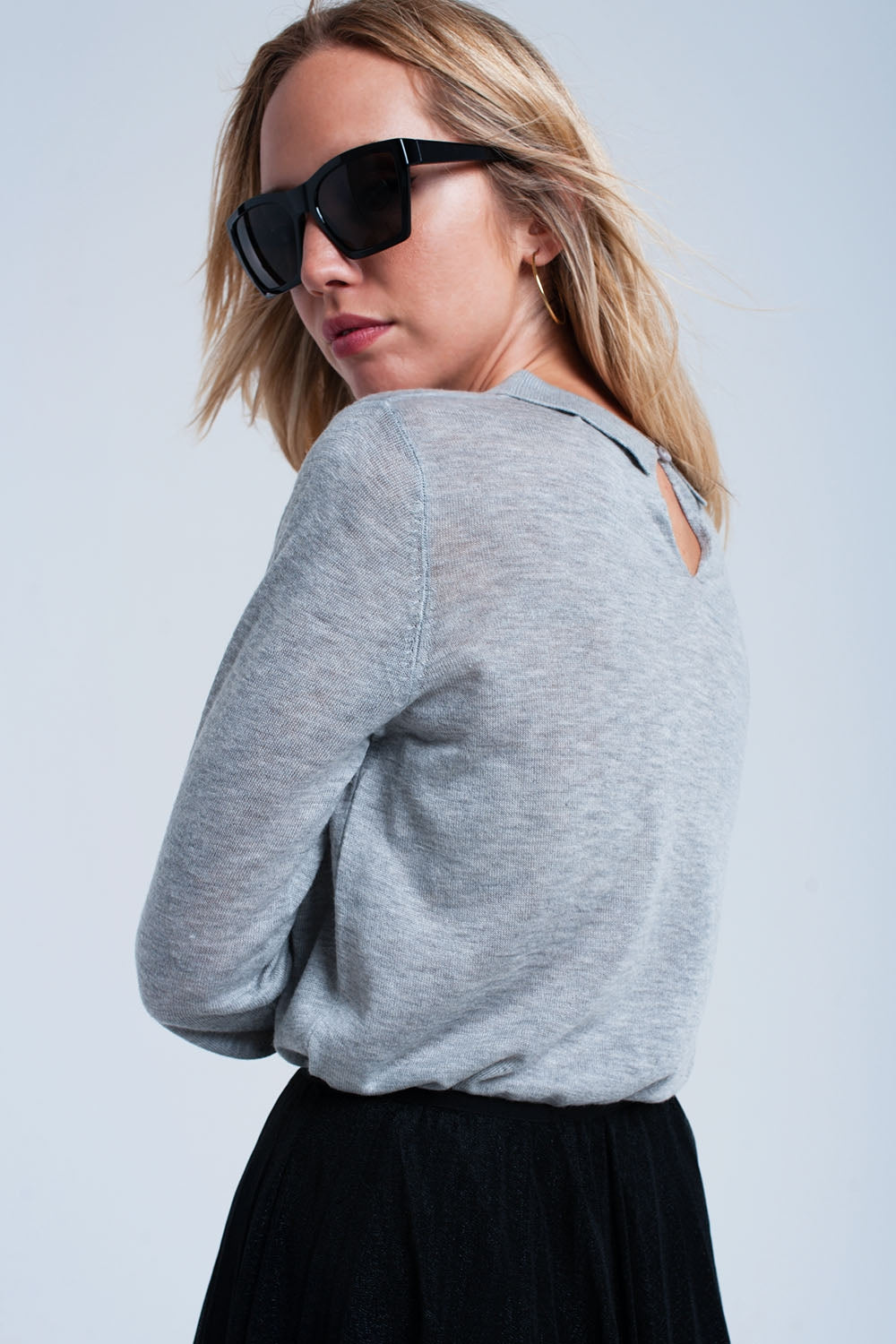 Pull léger gris