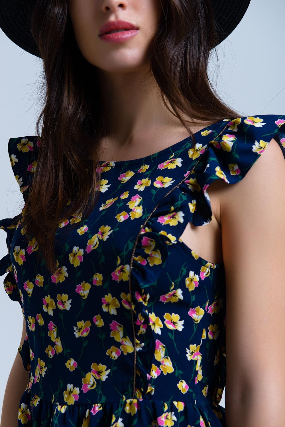 Chemise croisée bleu marine à volants