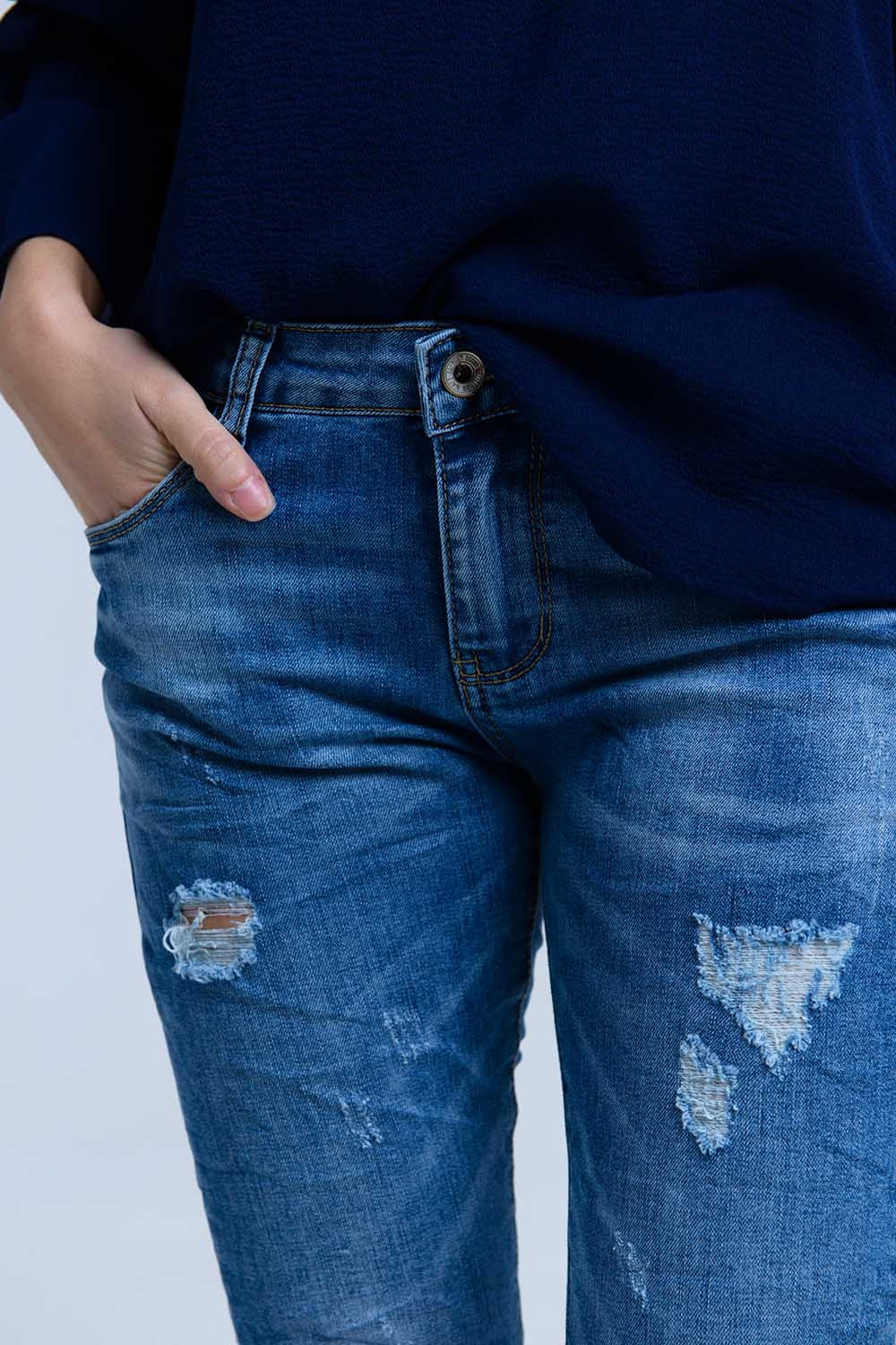 Jeans avec détails déchirés