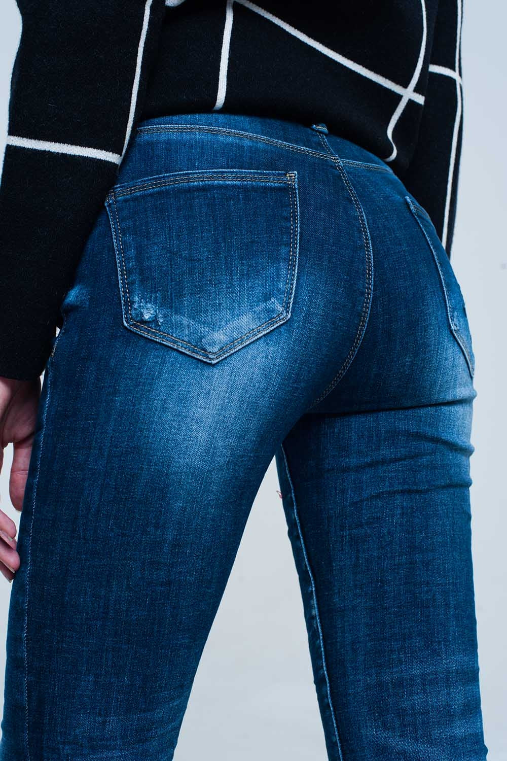 Jean skinny avec poche brodée