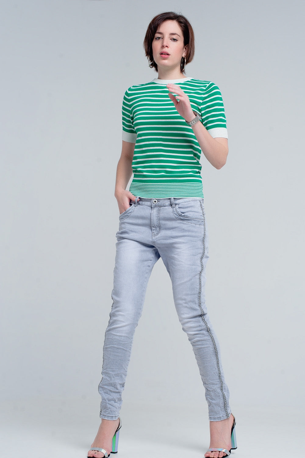 jeans gris avec détail métallique