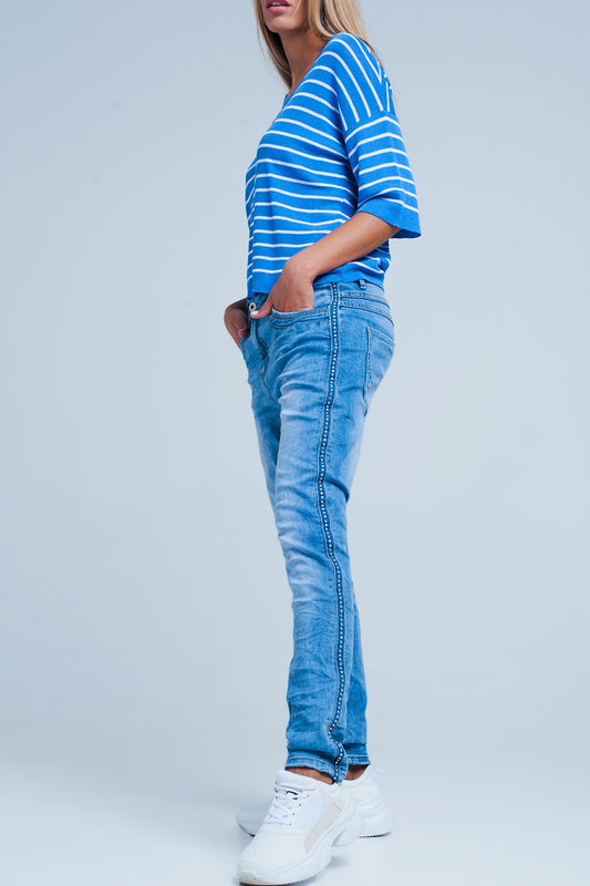 Jean boyfriend avec ornements sur le côté
