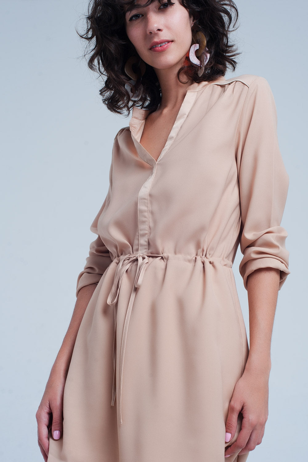Robe Beige chemise courte à nouer à la taille