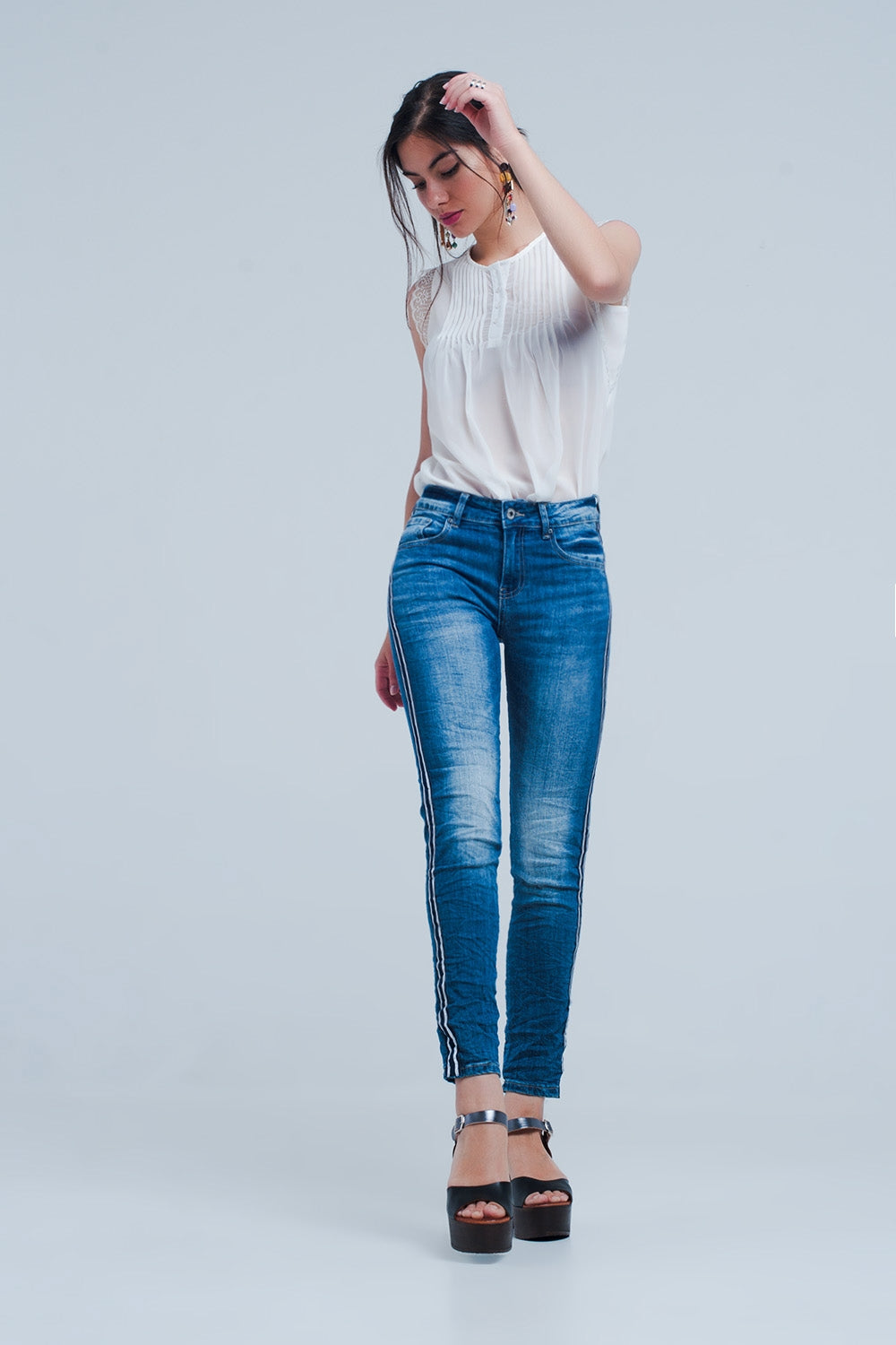 Jean skinny avec bande sur la couture latérale