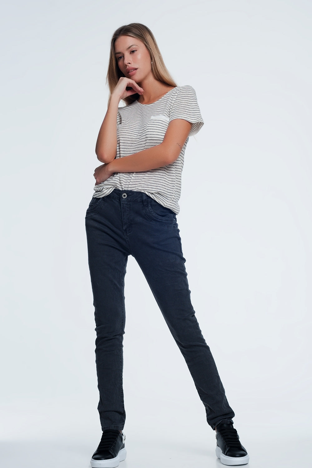 jean skinny gris avec entrejambe bas