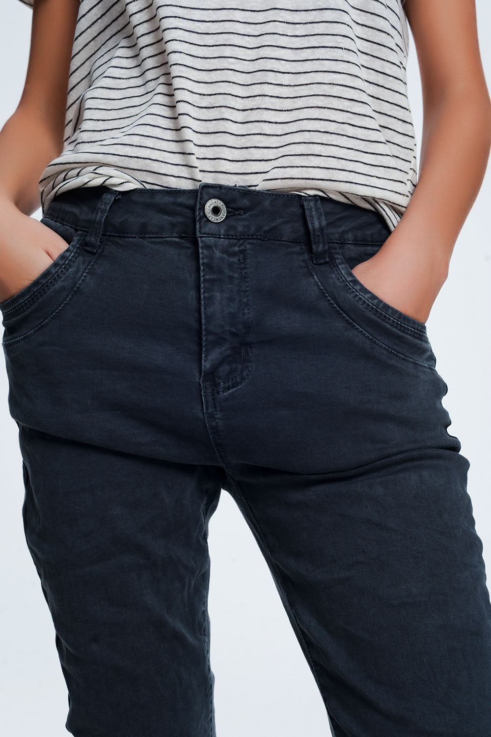 jean skinny gris avec entrejambe bas