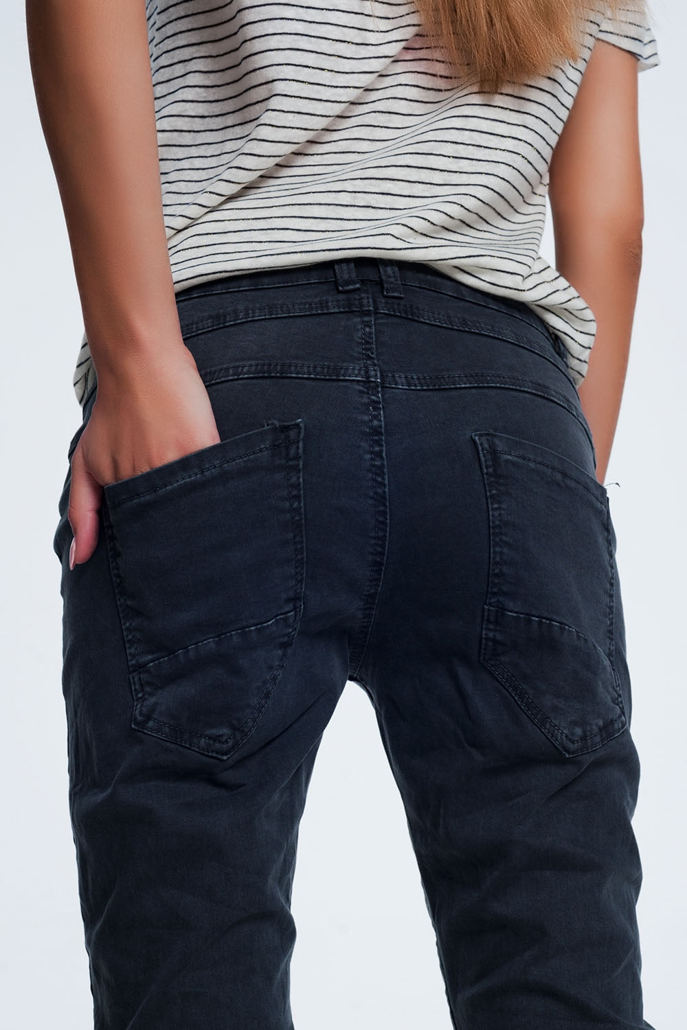 jean skinny gris avec entrejambe bas