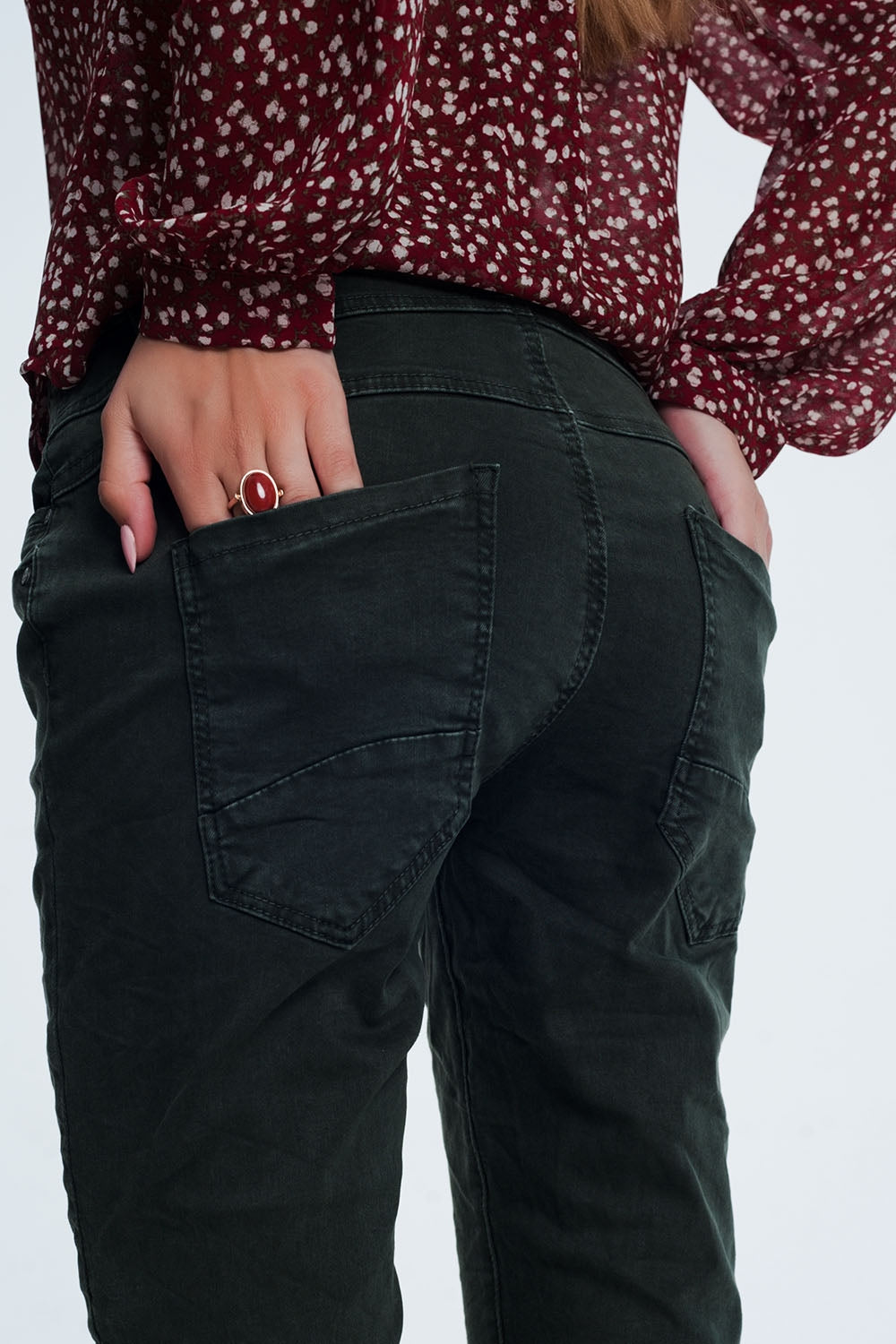 jean skinny khaki avec entrejambe bas