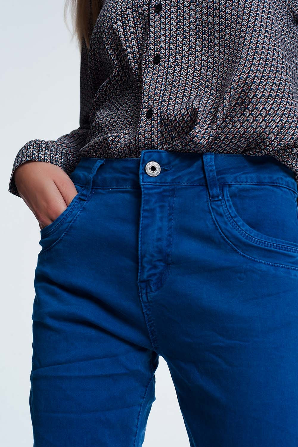 jean bleu orange avec entrejambe bas