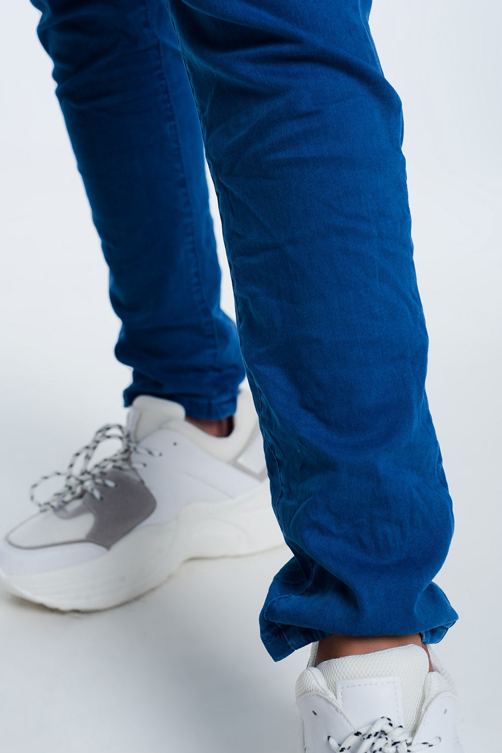 jean bleu orange avec entrejambe bas