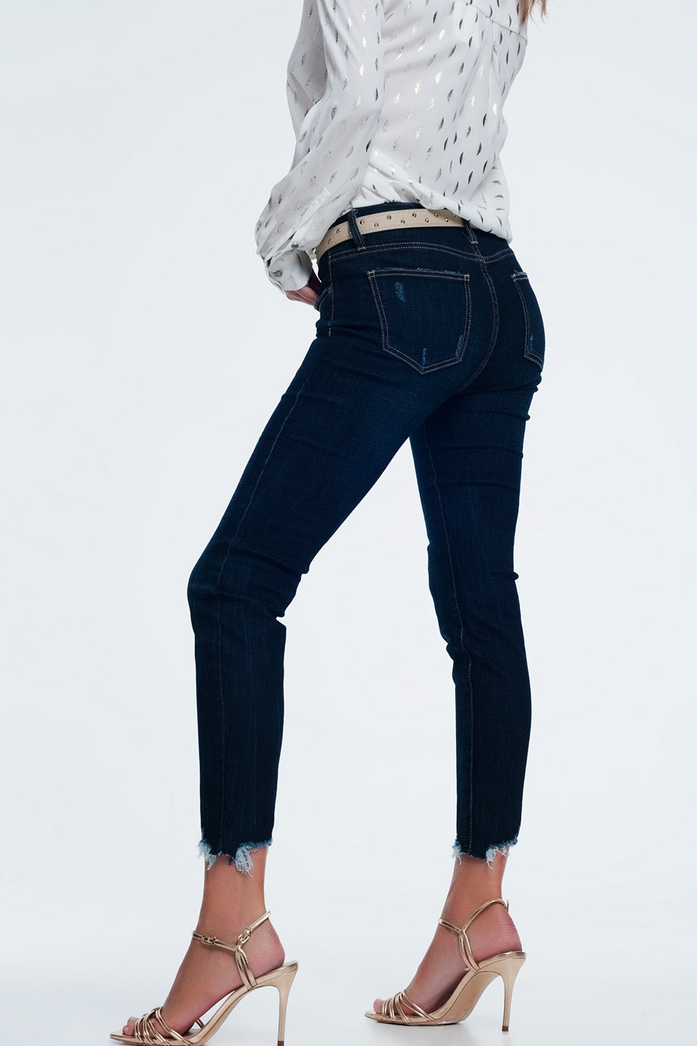 Jean taille mi-haute bleu vif délavé à ourlet brut