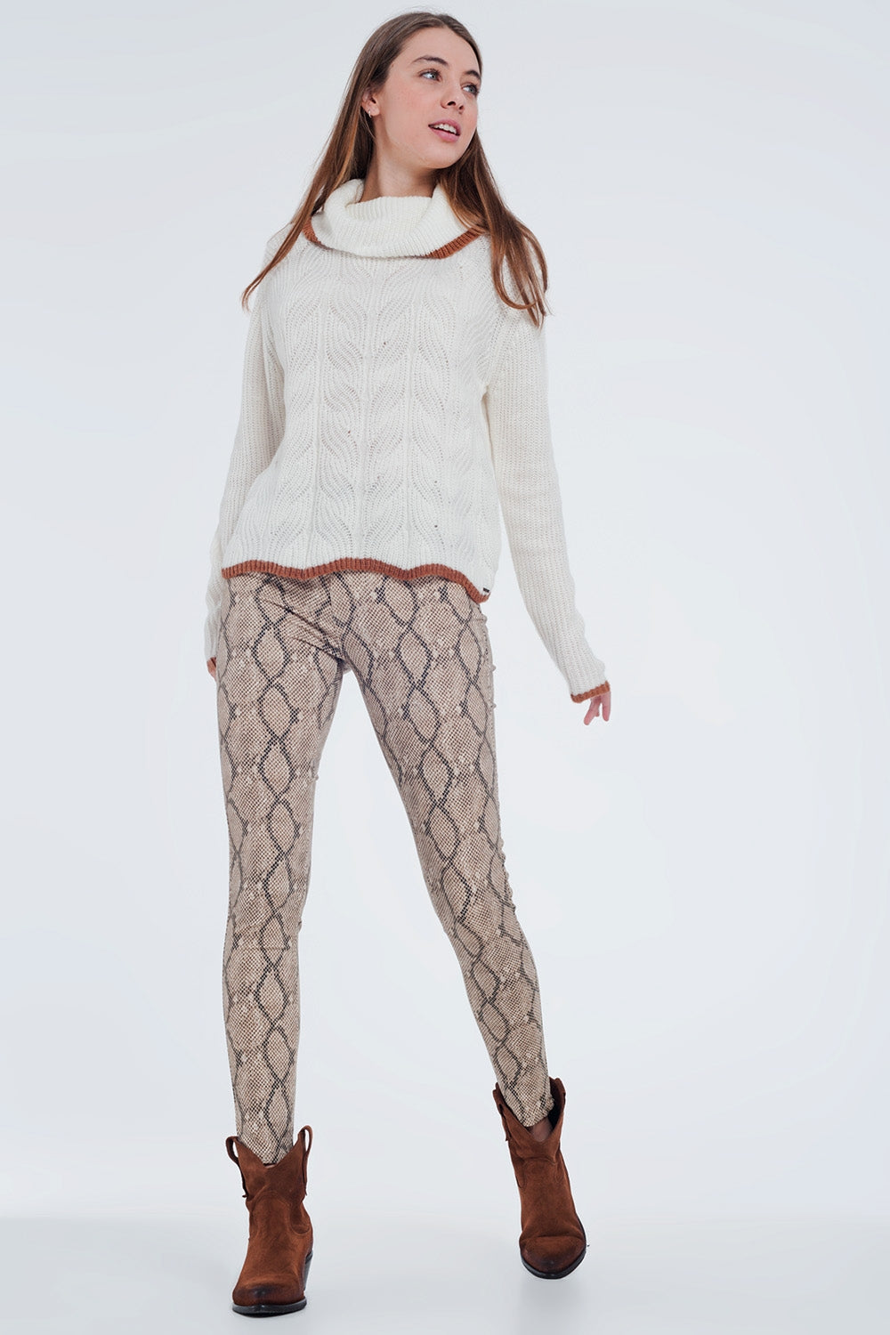 Pantalon ajusté à imprimé serpent camel