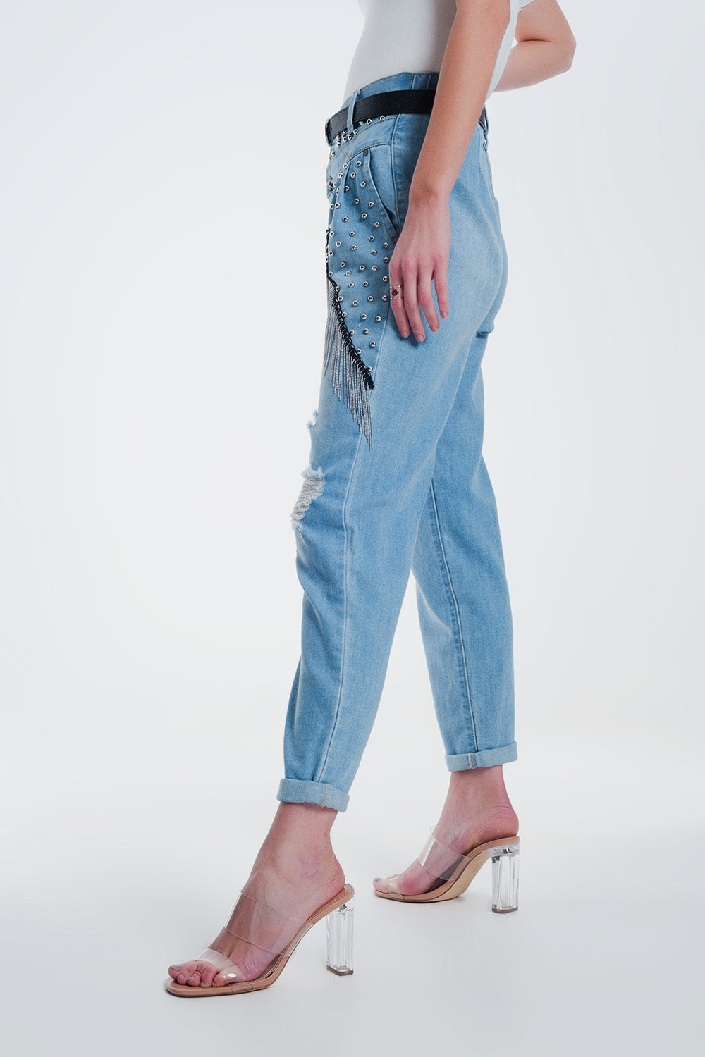 jean droit vintage déchiré avec clous