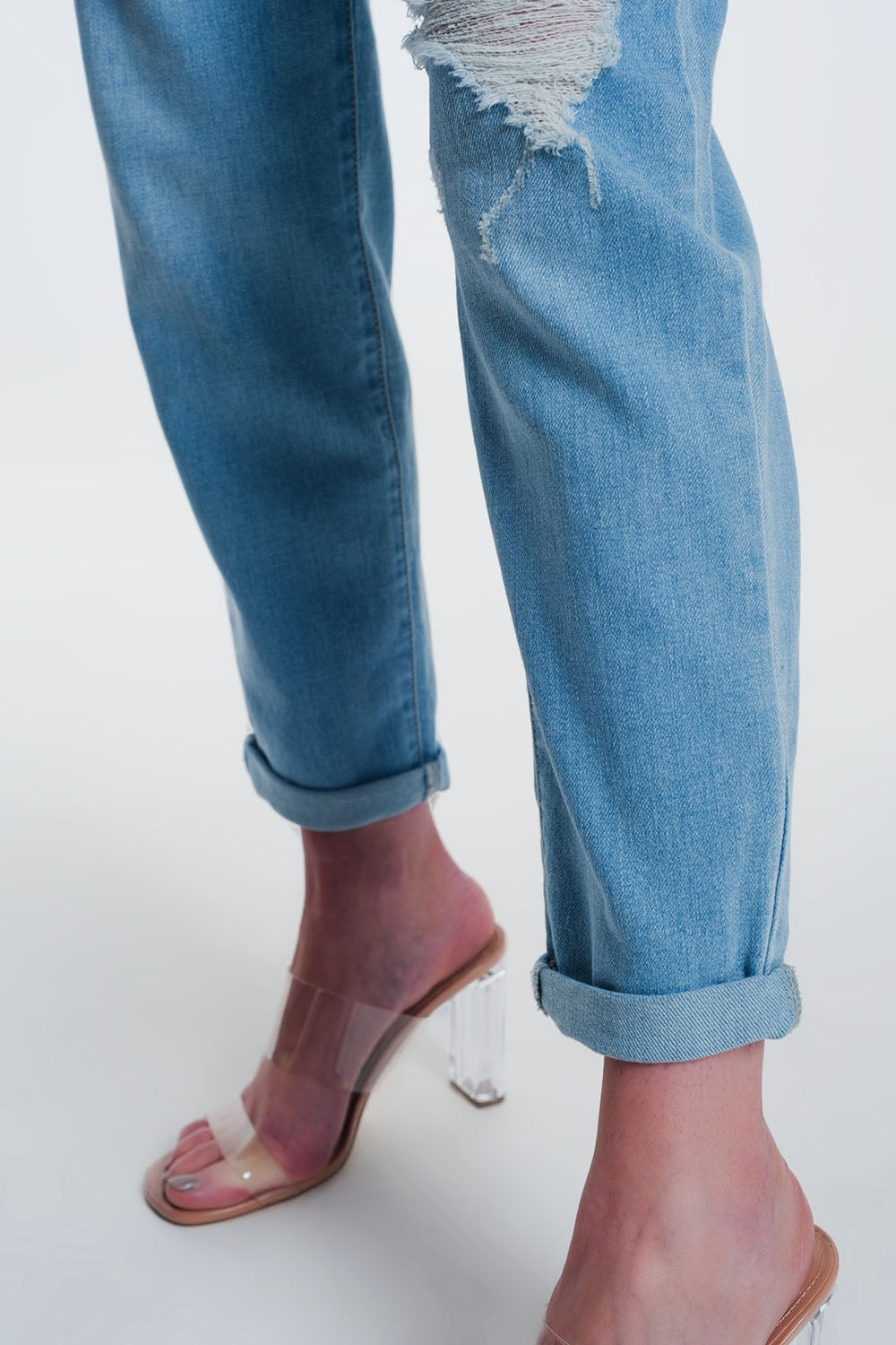 jean droit vintage déchiré avec clous
