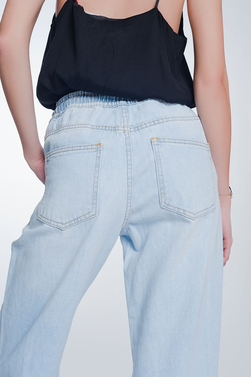 Jean court et droit à taille haute bleu clair délavé