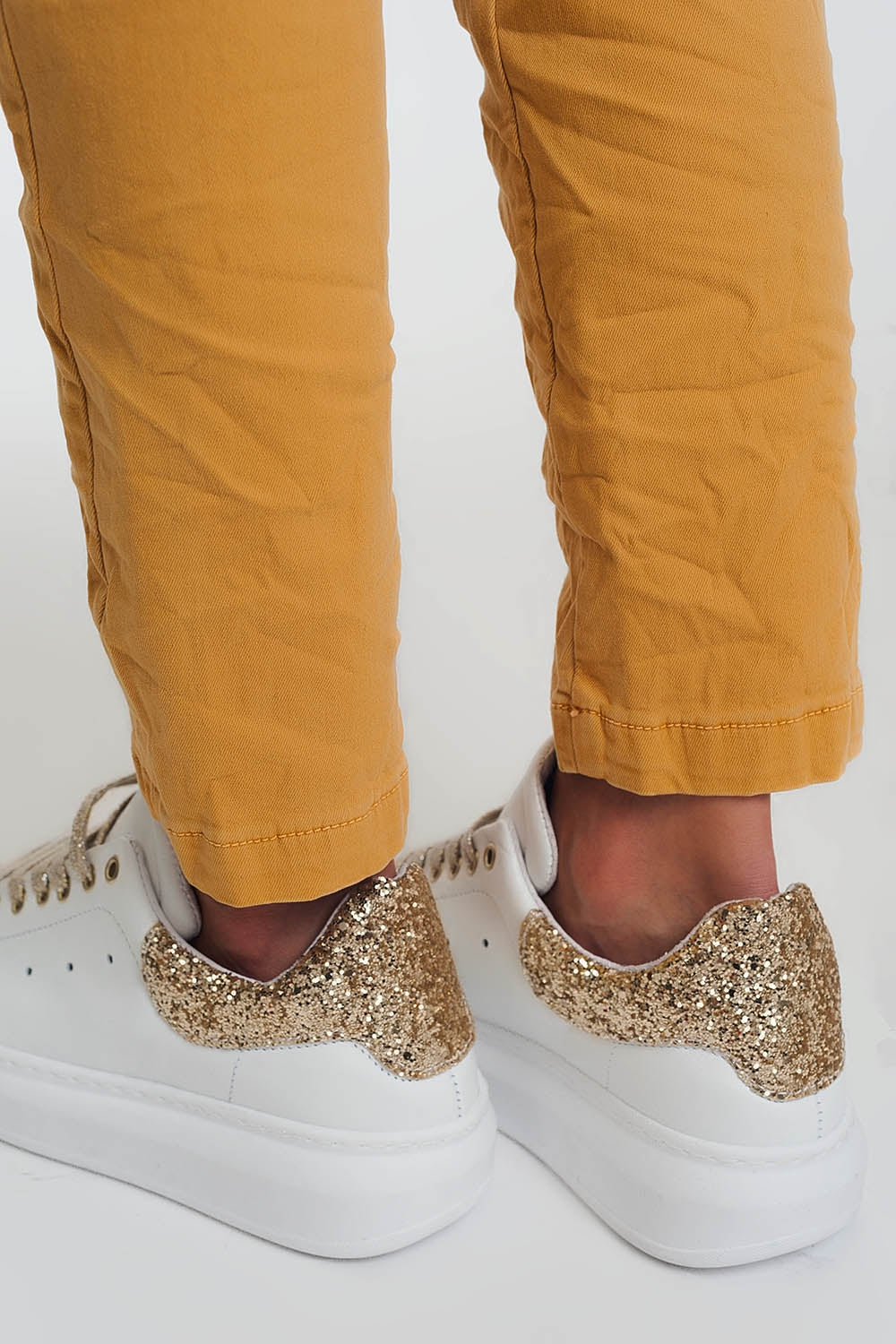 Pantalon cargo mustard à ceinture