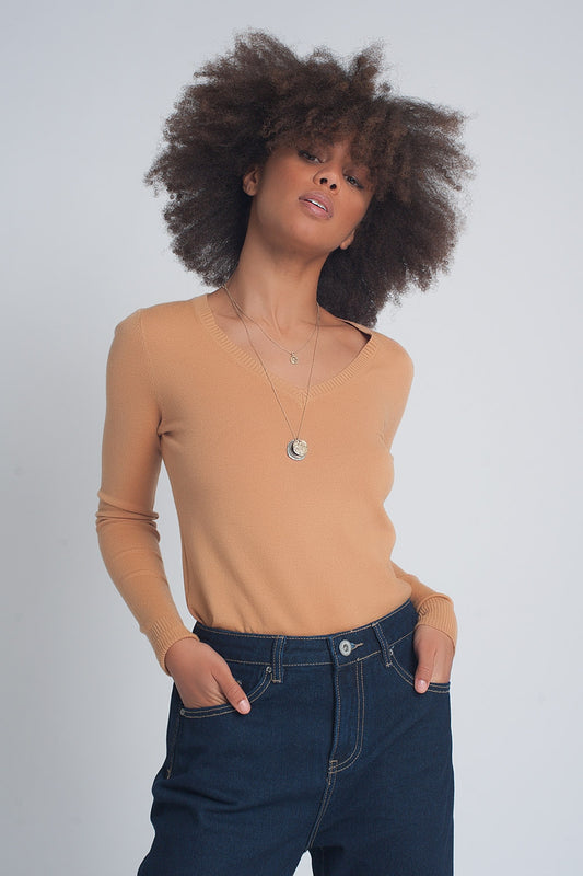 Pull basique souple avec col en V camel