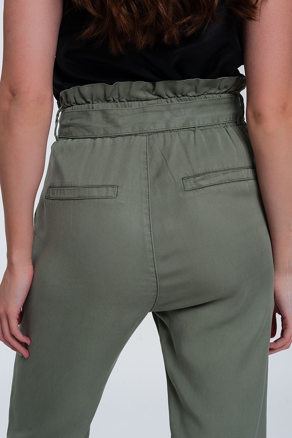 Pantalon noué à la taille Vert