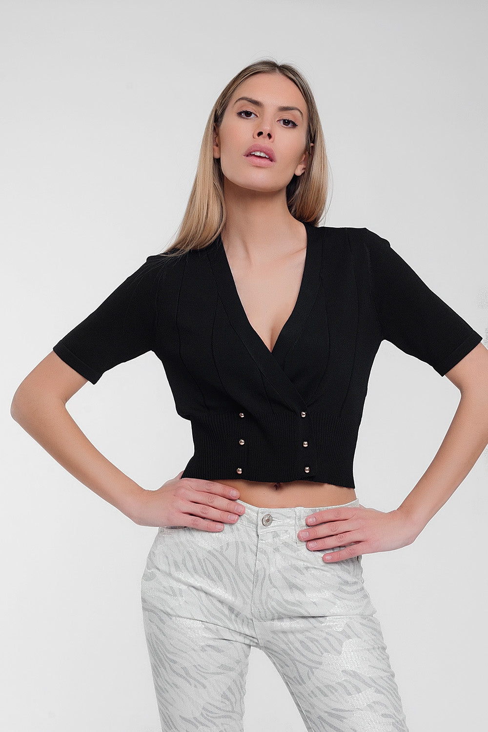 Top en noir d'ensemble en maille boutonné devant