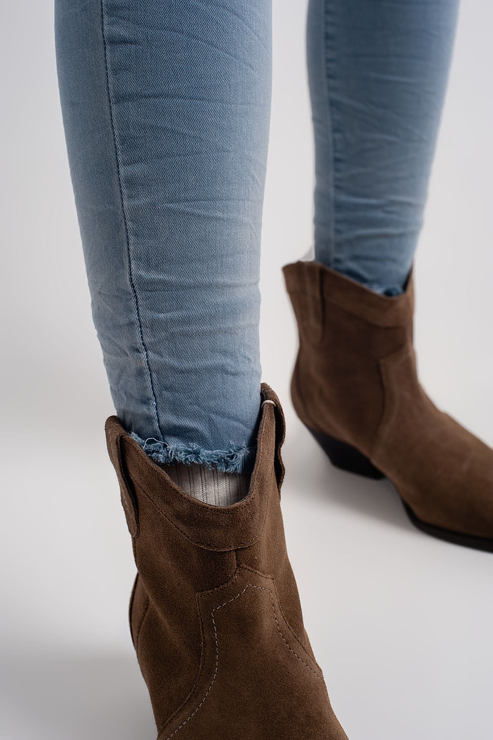 Jean skinny avec genoux déchirés Bleu