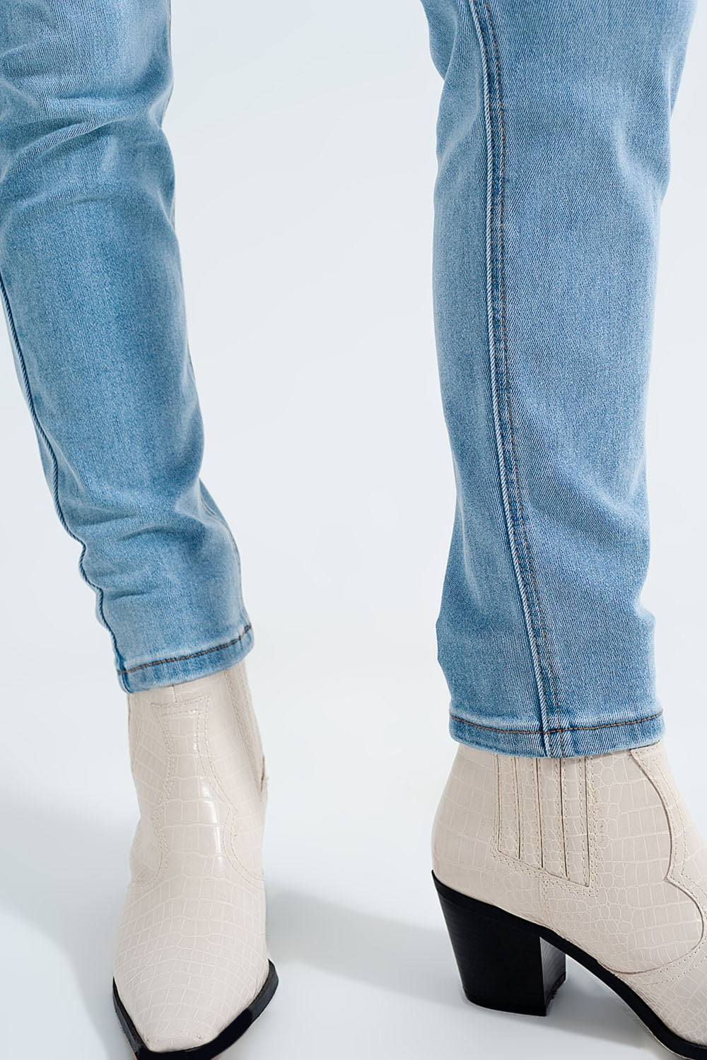 Jean skinny taille haute effet vintage Délavage clair