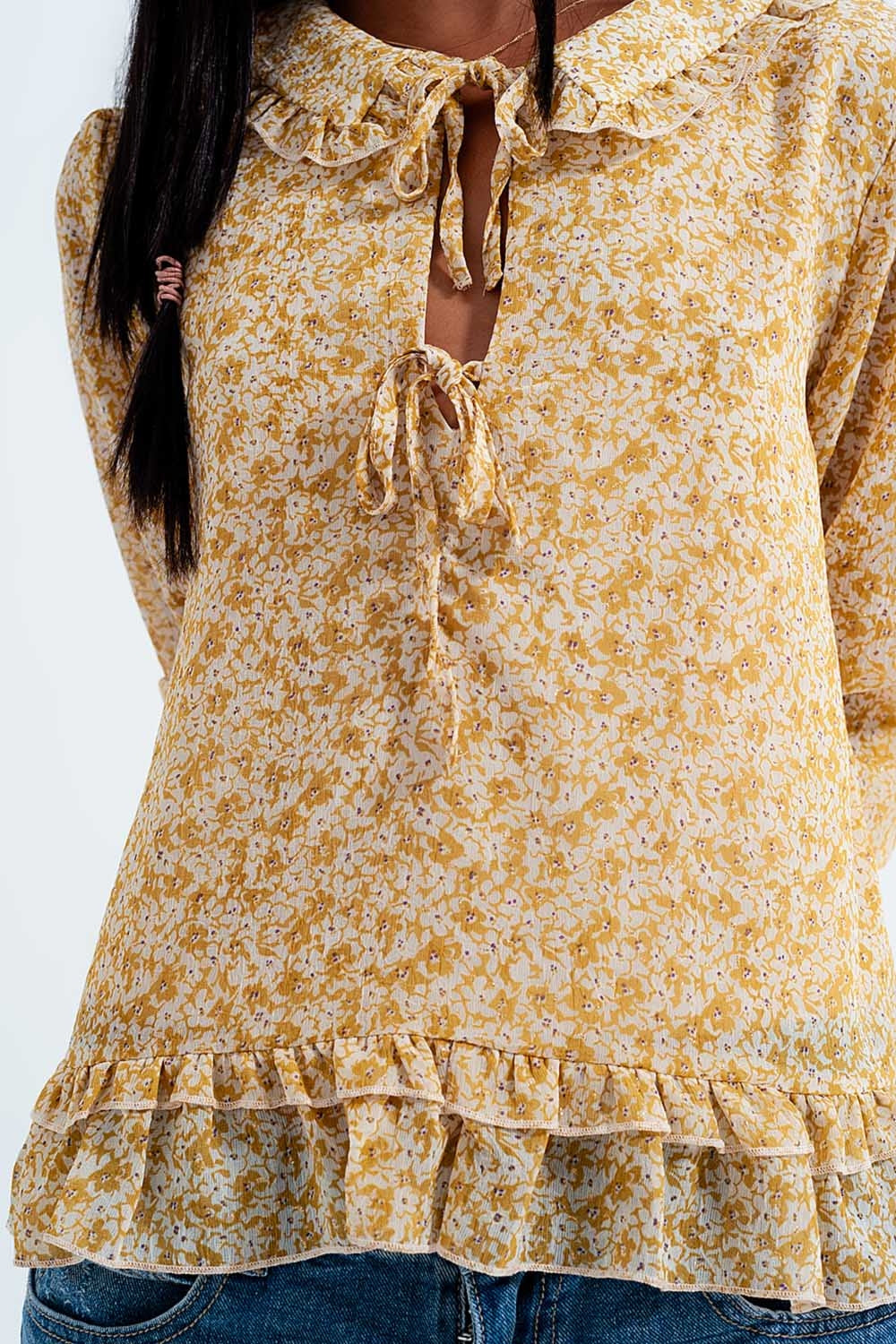Blouse en mousseline avec lien sur le devant Imprimé à petites fleurs jaune