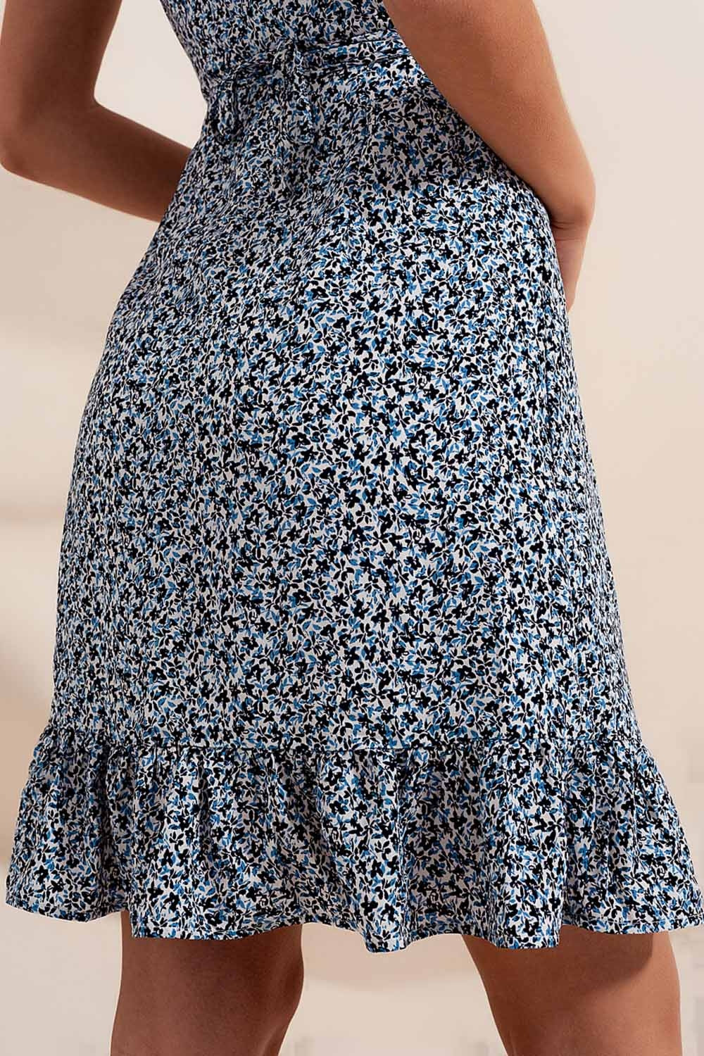 Robe portefeuille à volants bleu fleuri