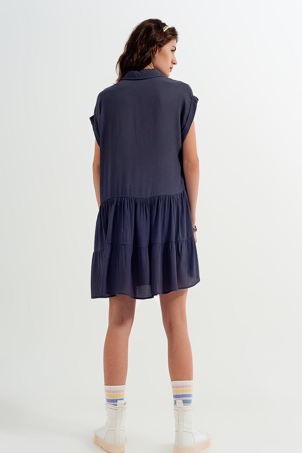 Robe chemise courte à volants gris