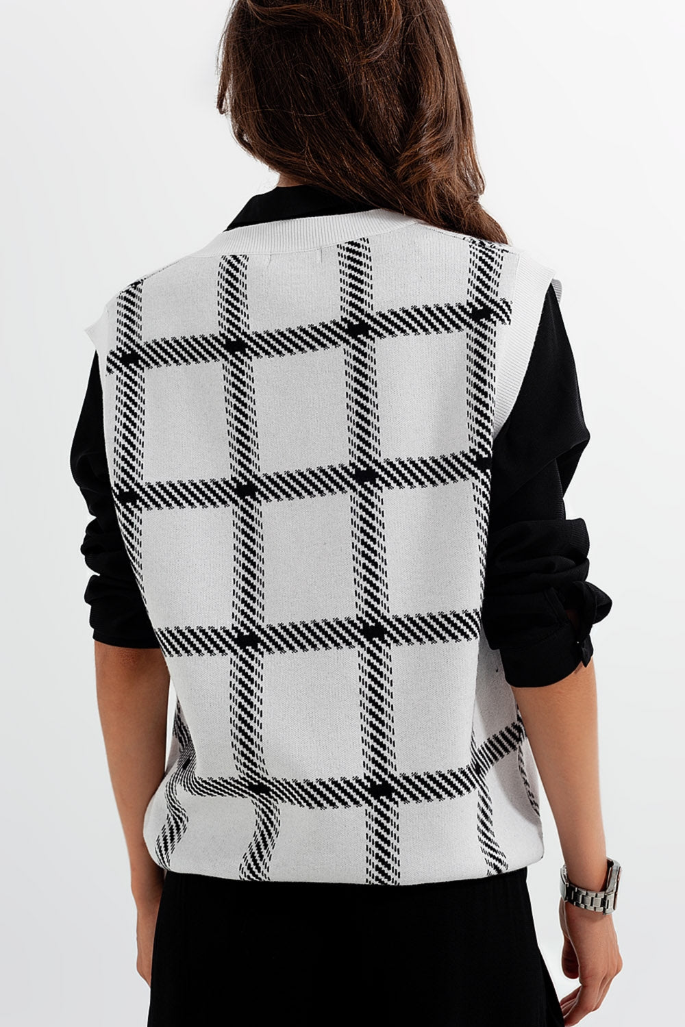 Veste en tricot avec de grandes hachures croisées