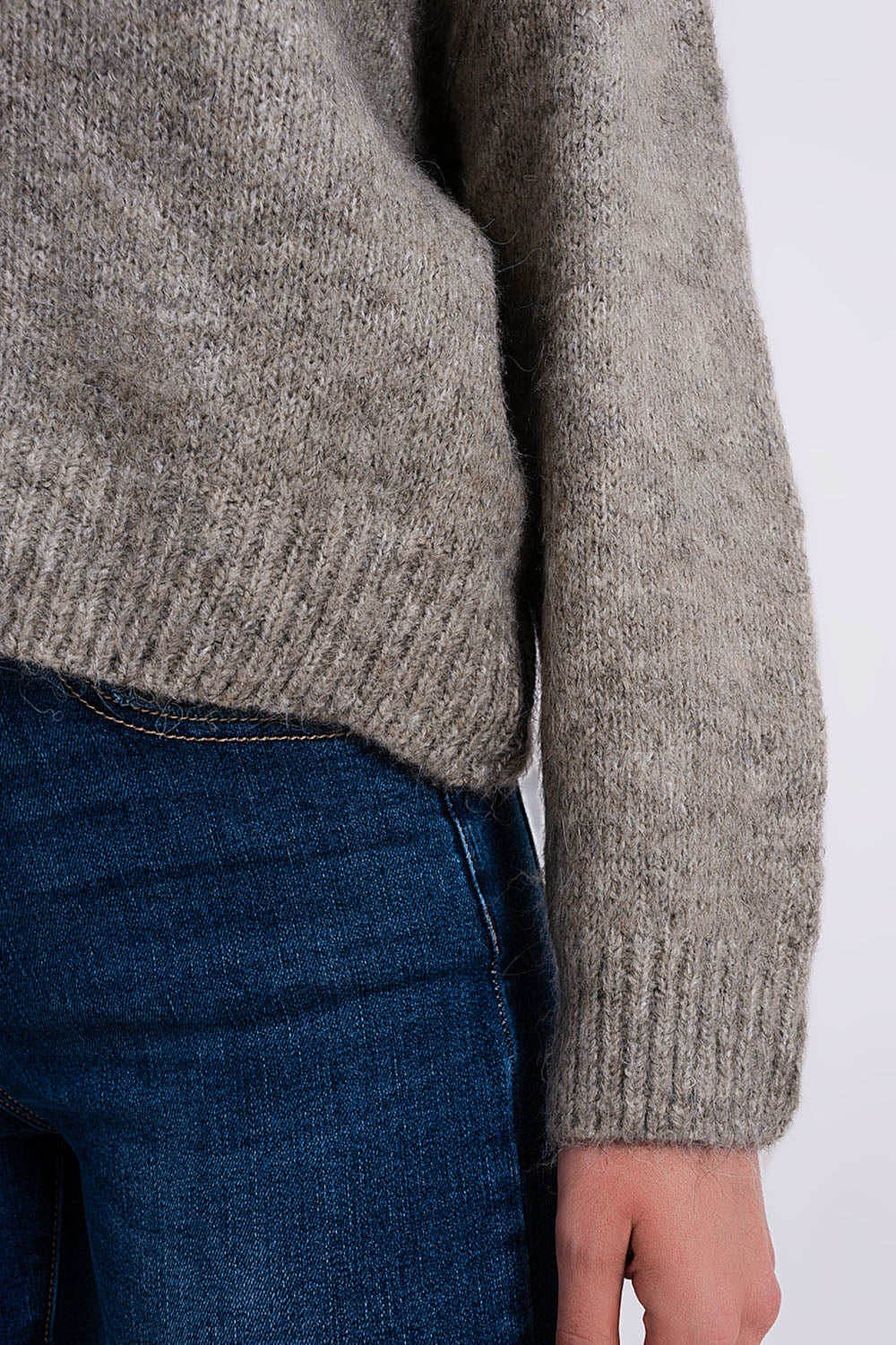 Pull duveteux kaki chauve souris