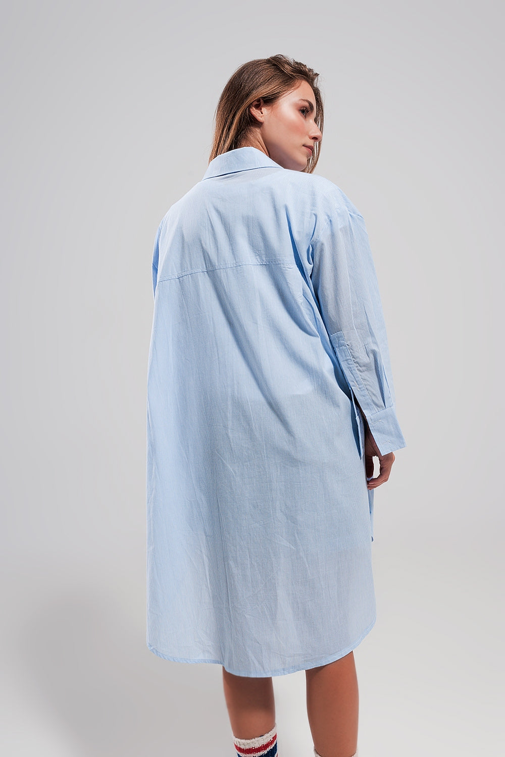 Chemise oversize en coton bleu clair