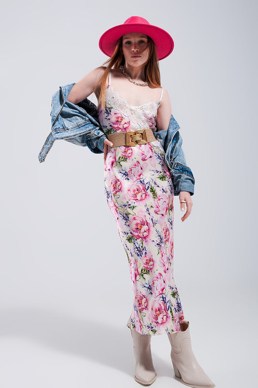 Robe rose à bretelles imprimée en rose et décolletée en satin