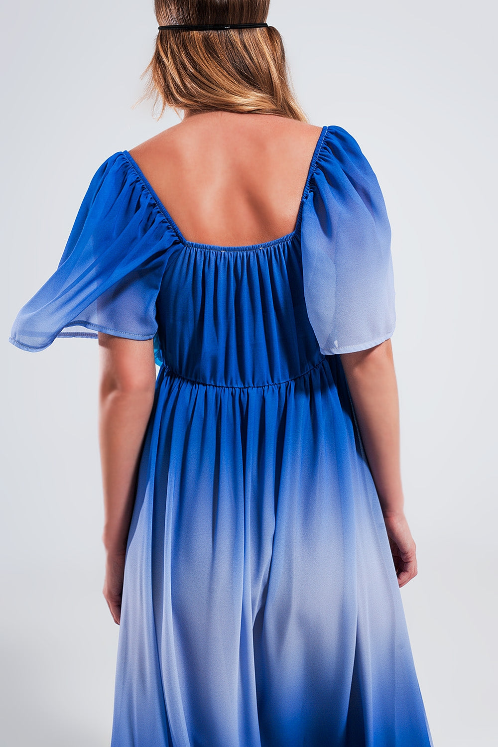 Robe longue à effet dégradé avec encolure cœur bleu