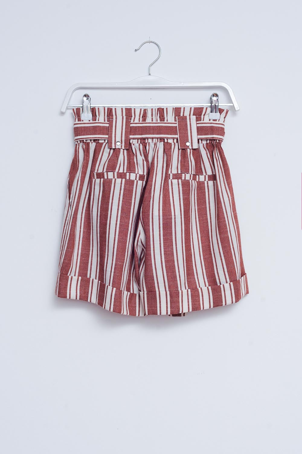 Short à taille haute froncée orange