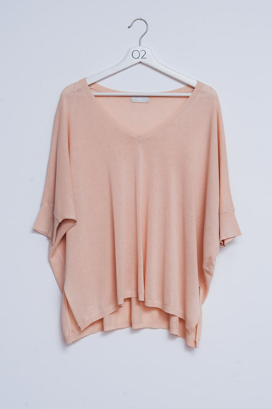 Pull coupe carrée à col en V beige