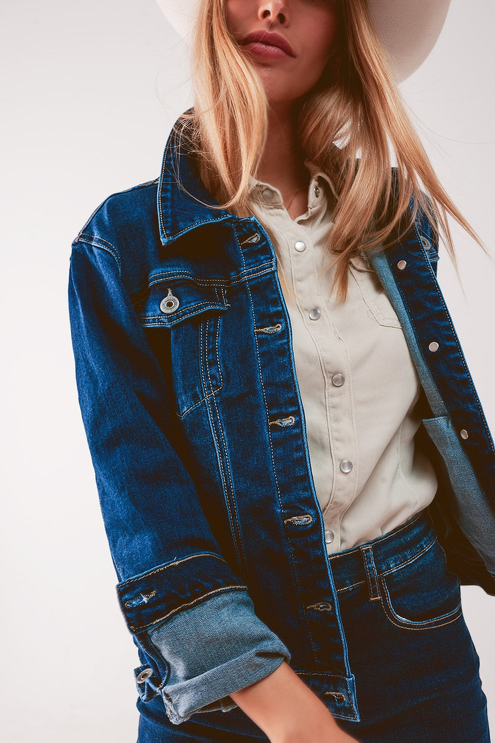 Veste en jean brodée au dos Bleu foncé