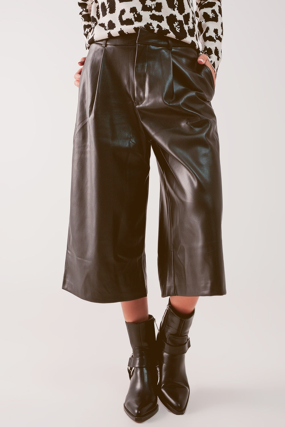 Pantalon large en simili cuir noir