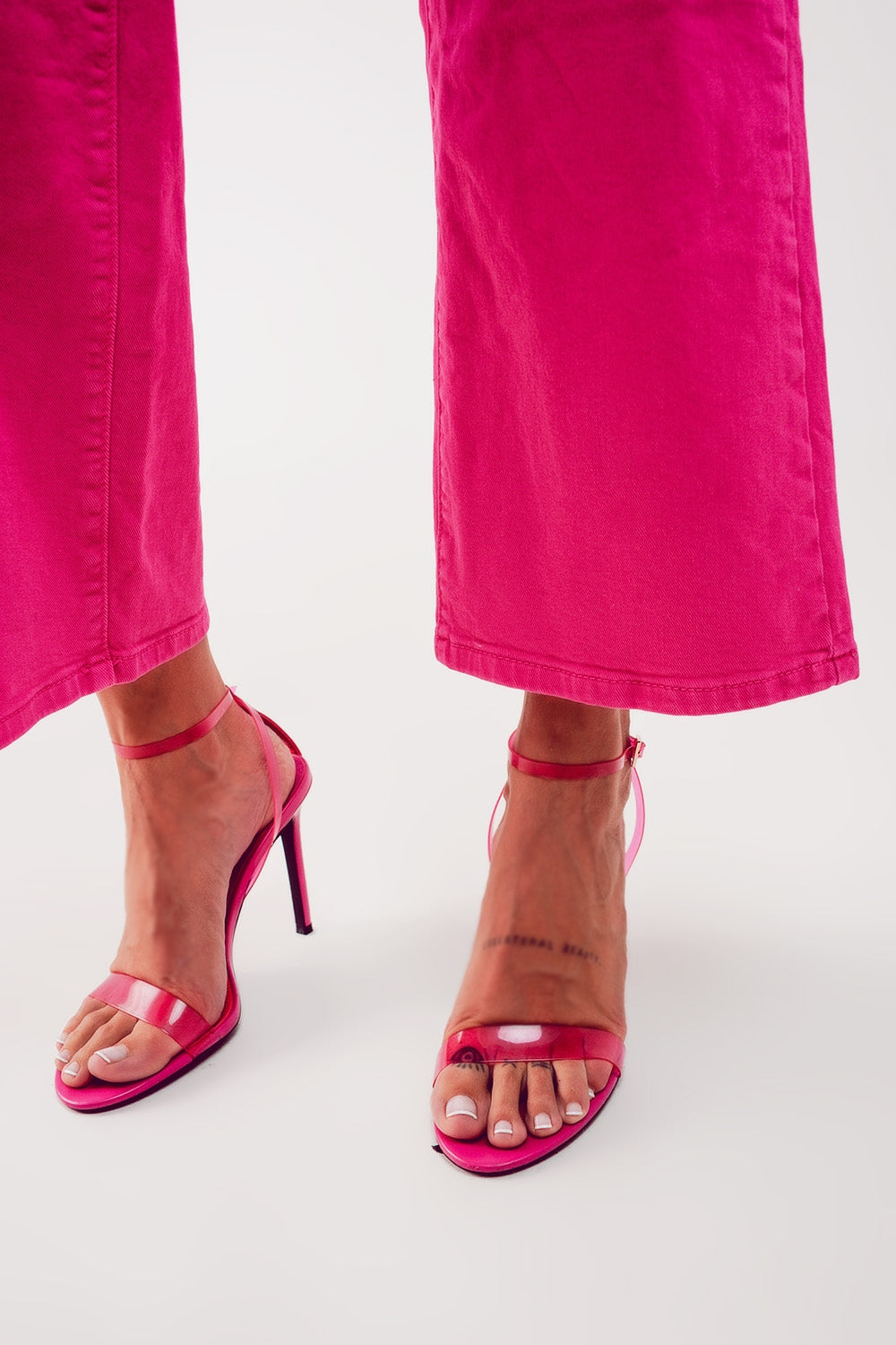 Jean ample court en fushia