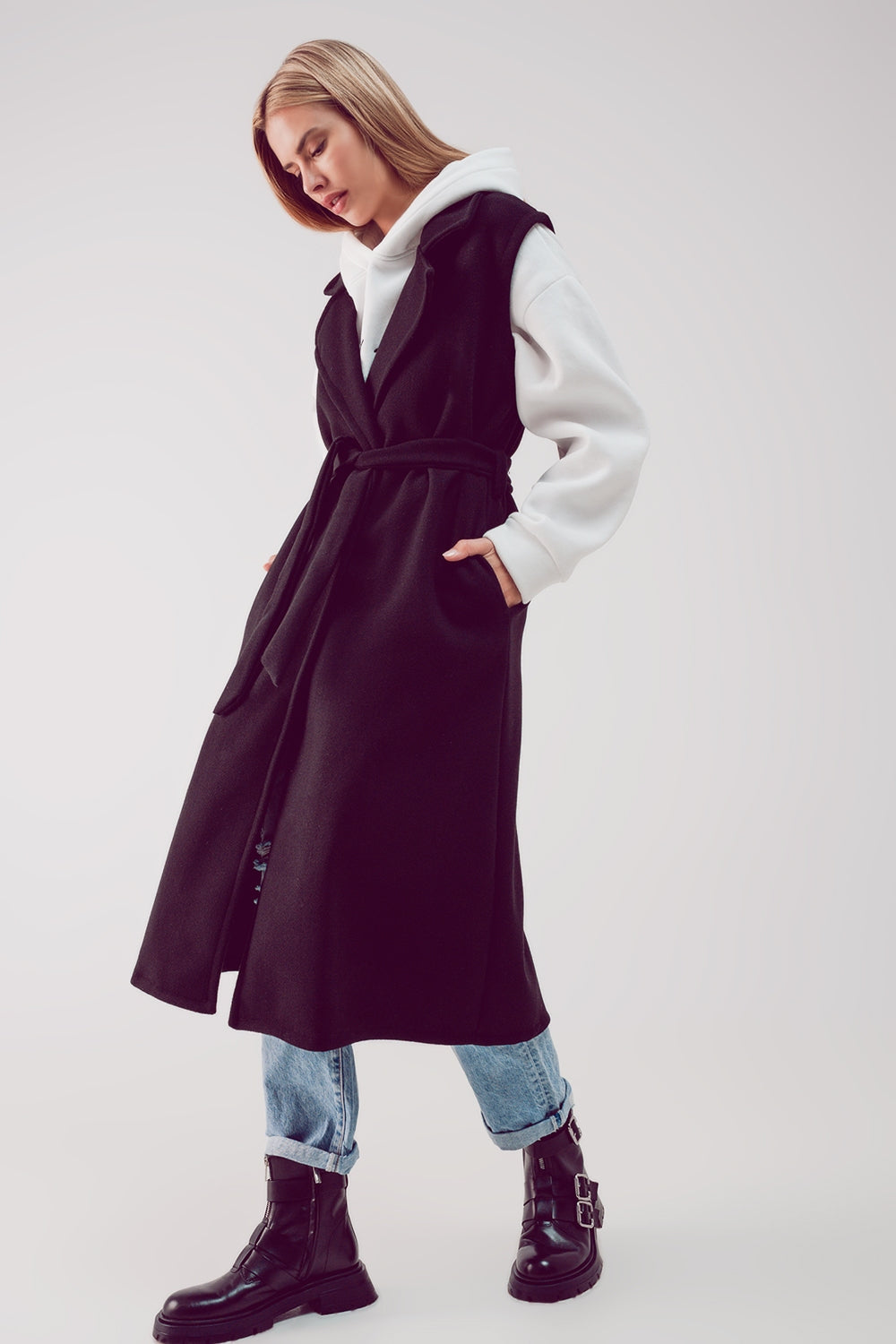 Gilet longue sans manches à ceinture noir