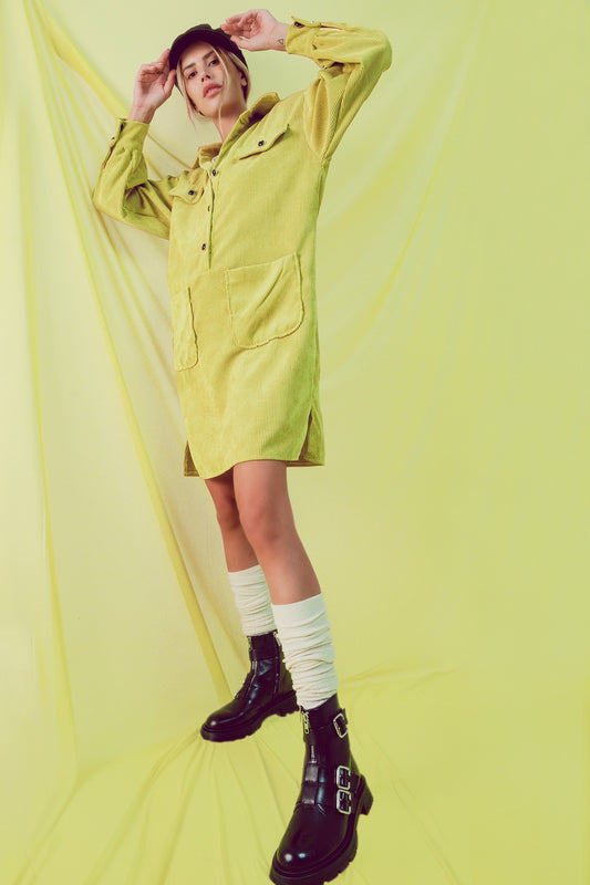 Mini robe chemise en velours côtelé lime