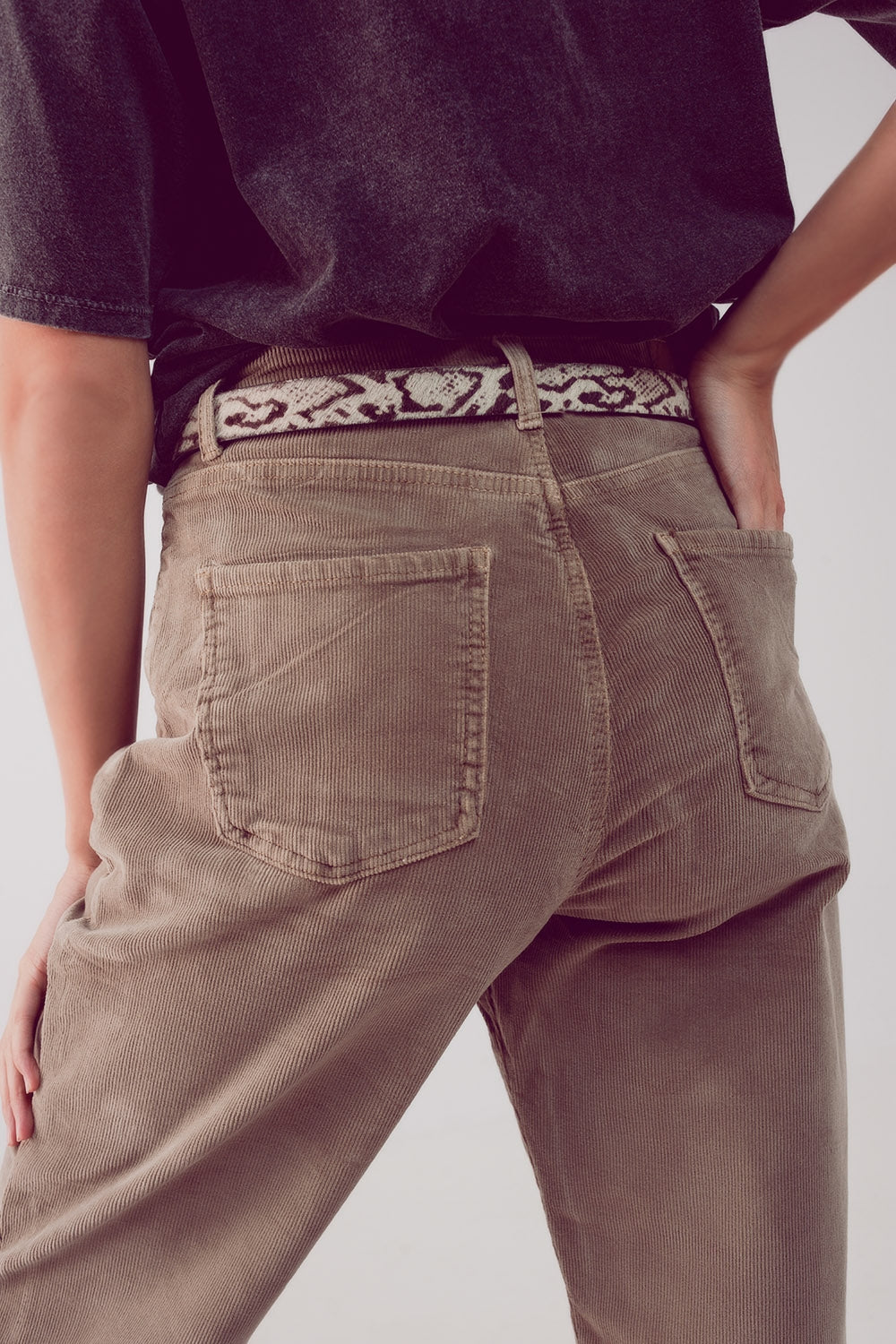 Pantalon large à taille haute slouchy en velours côtelé beige