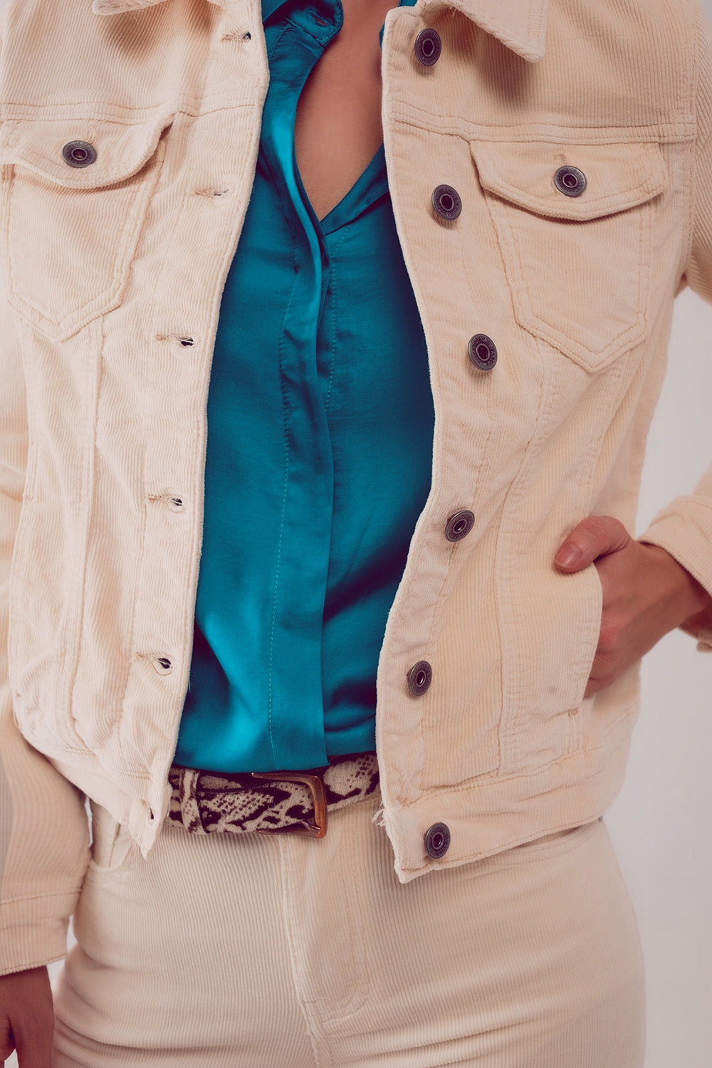 Veste en velours côtelé beige